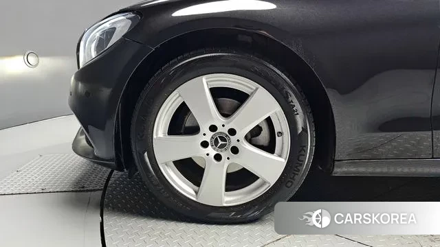 Mercedes-Benz C-Class W205 id 3375301 из Кореи 15