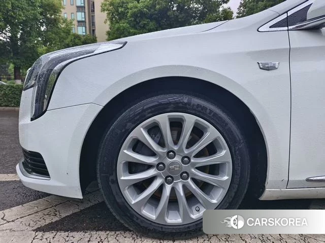 Cadillac XTS id 4234822 из Китая 12