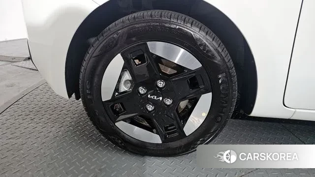 Kia The New Kia Ray EV id 3711352 из Кореи 16