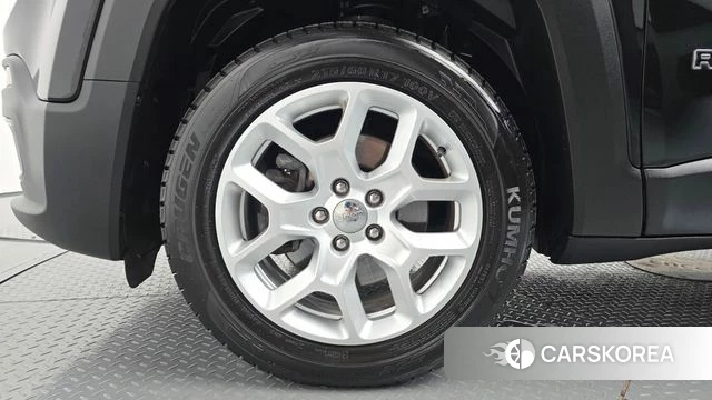 Jeep Renegade id 4605320 из Кореи 27