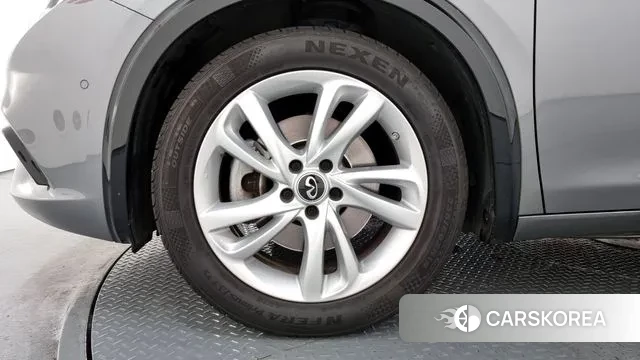 Infiniti Q30 id 3004594 из Кореи 15