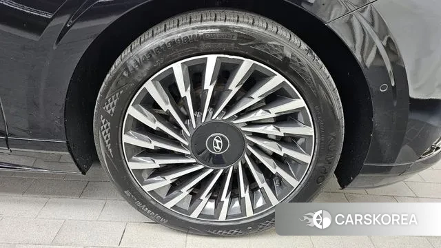 Hyundai Grandeur Hybrid (GN7) id 3420573 из Кореи 15