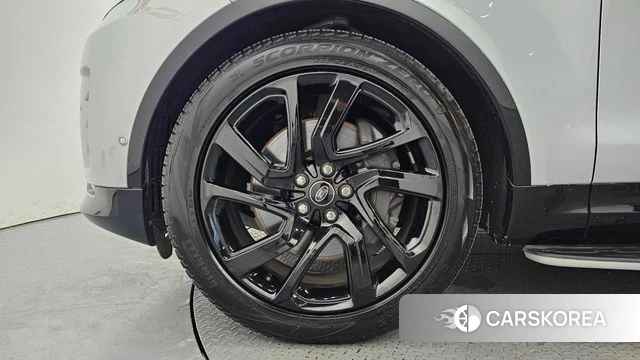 Land Rover Discovery 5 id 4762913 из Кореи 30