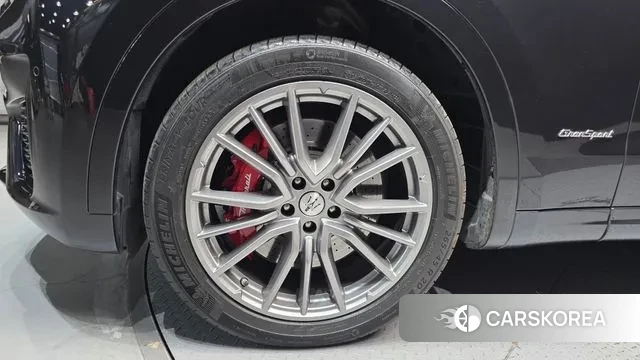 Maserati Levante id 3567694 из Кореи 15