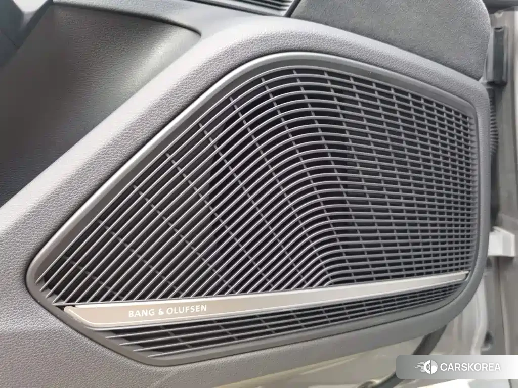 Audi RS 5 id 4674284 из Китая 27