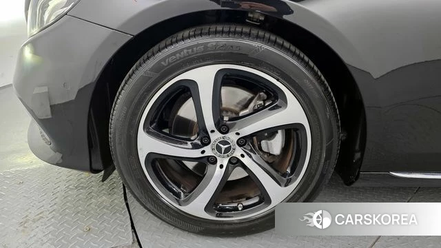 Mercedes-Benz E-Class W213 id 3795559 из Кореи 15