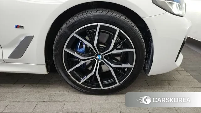 BMW 5 Series (G30) id 3597803 из Кореи 15