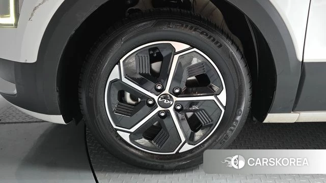 Kia Di Ol Nu Niro id 4697268 из Кореи 15