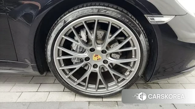 Porsche 911 id 3112736 из Кореи 15