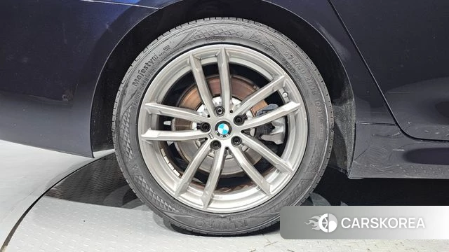 BMW 5 Series (G30) id 4625843 из Кореи 30