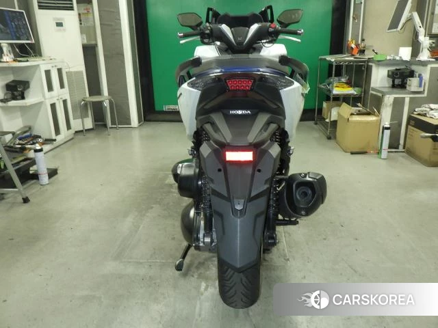 Проданный Honda FORZA id 3997181 из Японии, фото 19