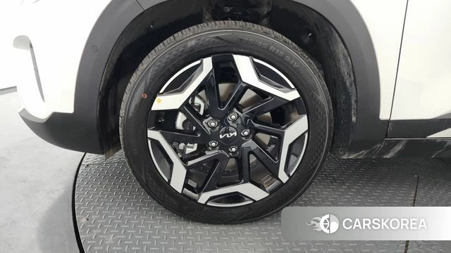 Kia The New Seltos id 4622928 из Кореи 25