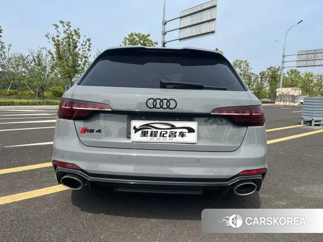 Audi RS 4 id 4265118 из Китая 7