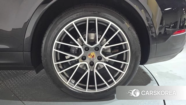 Porsche Cayenne (PO536) id 3860558 из Кореи 16