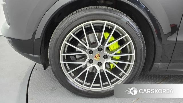 Porsche Cayenne (PO536) id 4292835 из Кореи 32