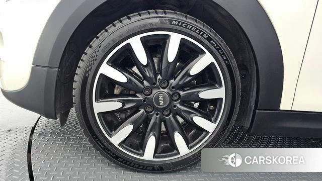 Mini Cooper S id 4550956 из Кореи 28