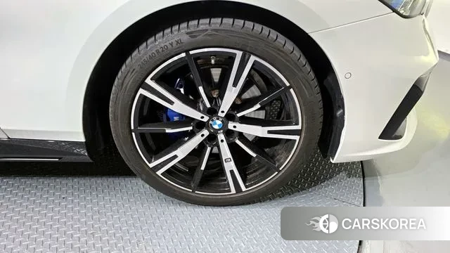 BMW 5 Series (G60) id 3419938 из Кореи 15