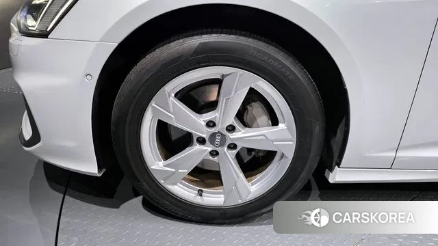 Audi A6 (C8) id 3023751 из Кореи 15