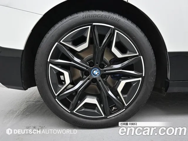 BMW iX id 2944413 из Кореи 15