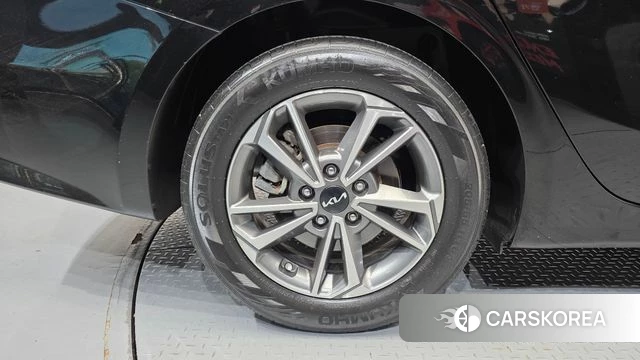 Kia The New K3 2nd generation id 3953997 из Кореи 15