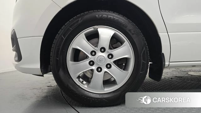 Hyundai The New Grand Starex id 4246310 из Кореи 26