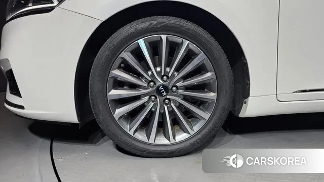 Kia Come New K7 id 3449413 из Кореи 15