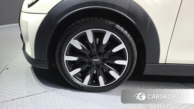 Mini Cooper S id 4750386 из Кореи 26
