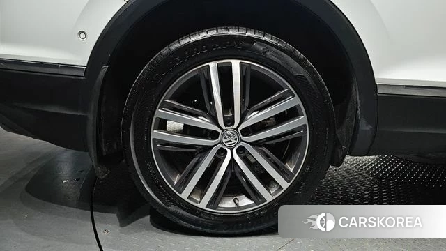 Volkswagen Tiguan Allspace id 4362412 из Кореи 15