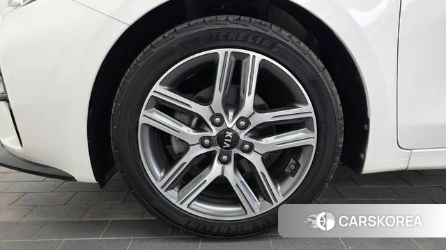 Kia Come New K3 id 4508035 из Кореи 25