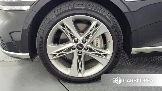 Genesis G90 (RS4) id 3508184 из Кореи 15