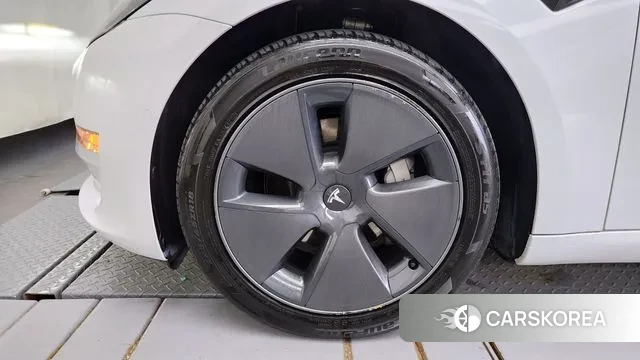 Tesla Model 3 id 3133349 из Кореи 15