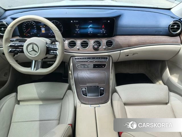 Mercedes-Benz E-class id 4264852 из Китая 14
