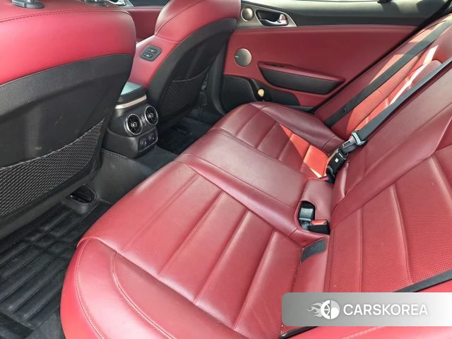 Kia Stinger id 3808264 из Кореи 13