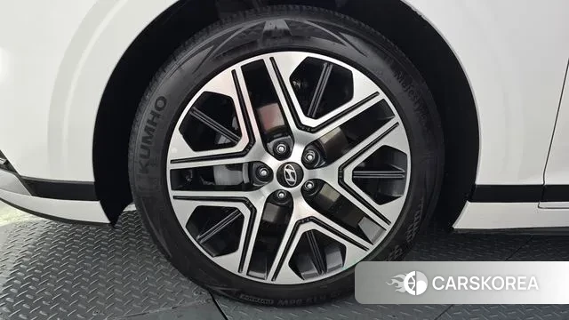 Hyundai Grandeur Hybrid (GN7) id 3502537 из Кореи 15