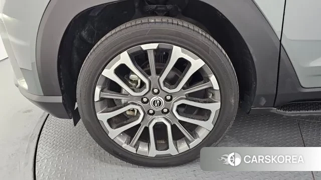 Ssangyong Torres id 3372506 из Кореи 15