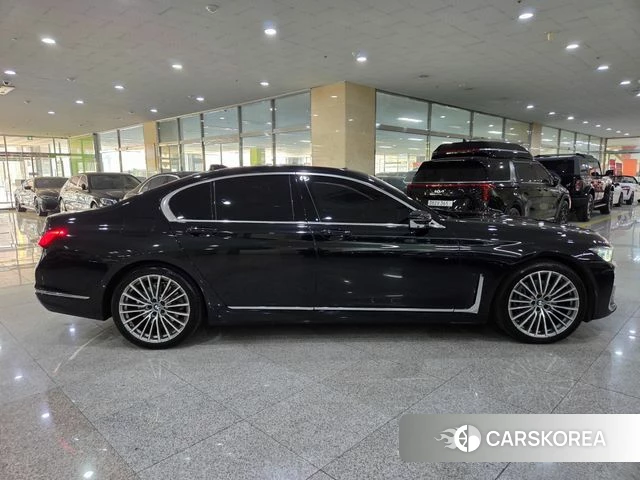 BMW 7 Series (G11) id 3799576 из Кореи 15