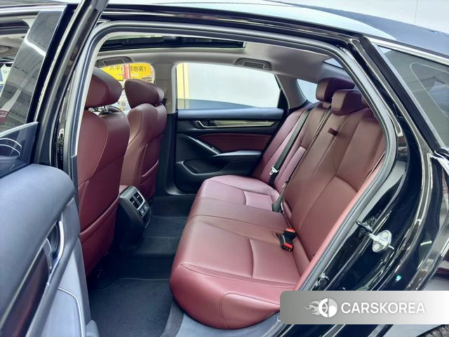 Honda Accord id 4220641 из Китая 9