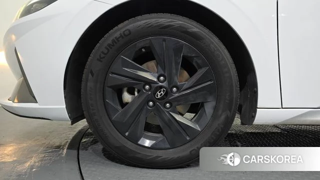 Hyundai Avante Hybrid (CN7) id 3871825 из Кореи 15