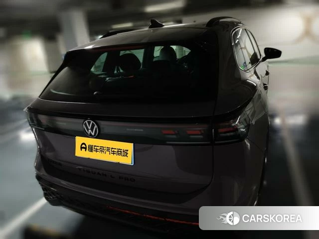 Volkswagen Tiguan L 2026 Темно-серый из Китая, фото 5