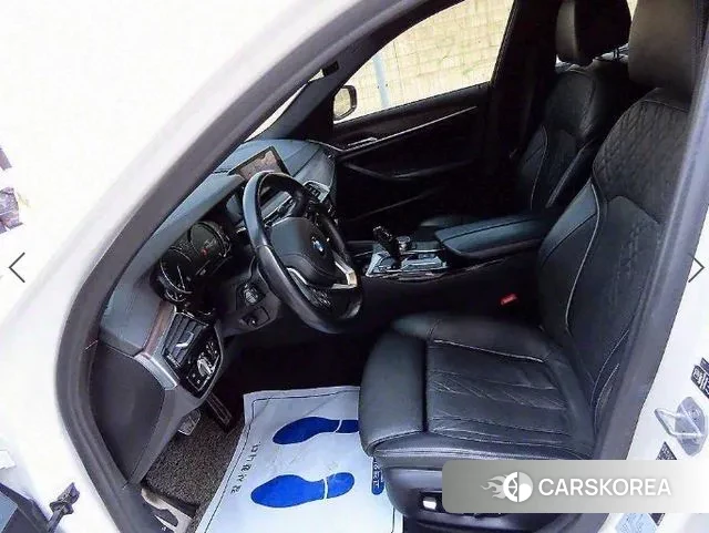 BMW 5 Series (G30) id 3055765 из Кореи 15