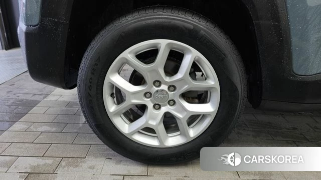 Jeep Renegade id 4615286 из Кореи 27
