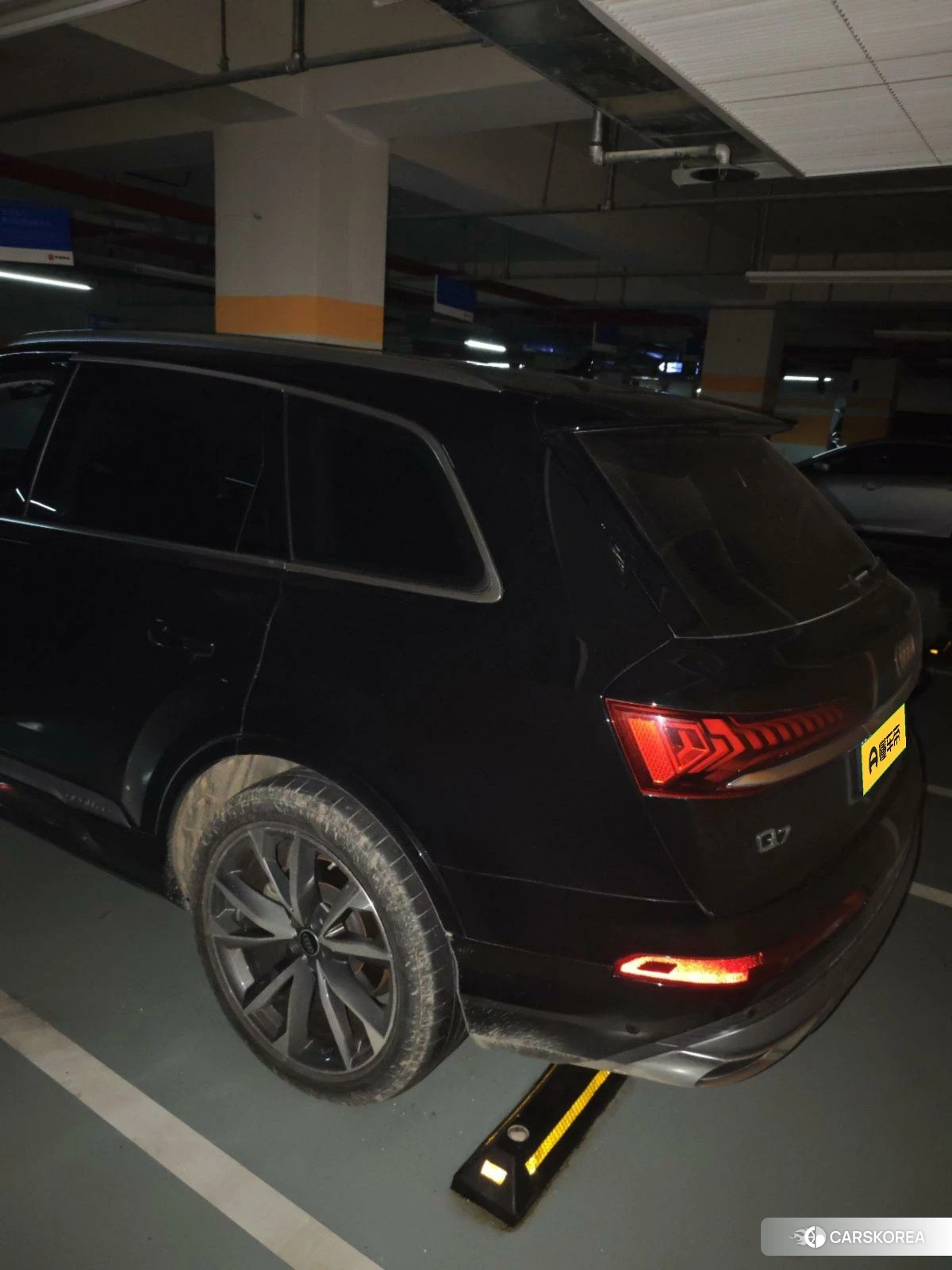 Audi Q7 2022 Черный из Китая, фото 5