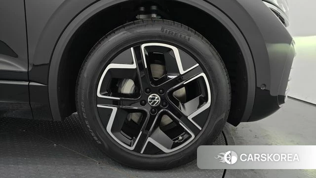 Volkswagen Touareg 3rd generation id 3841019 из Кореи 15