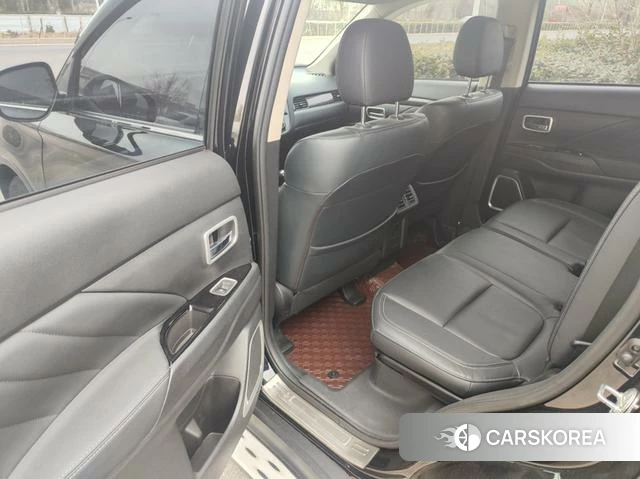 Mitsubishi  Outlander id 4212819 из Китая 9