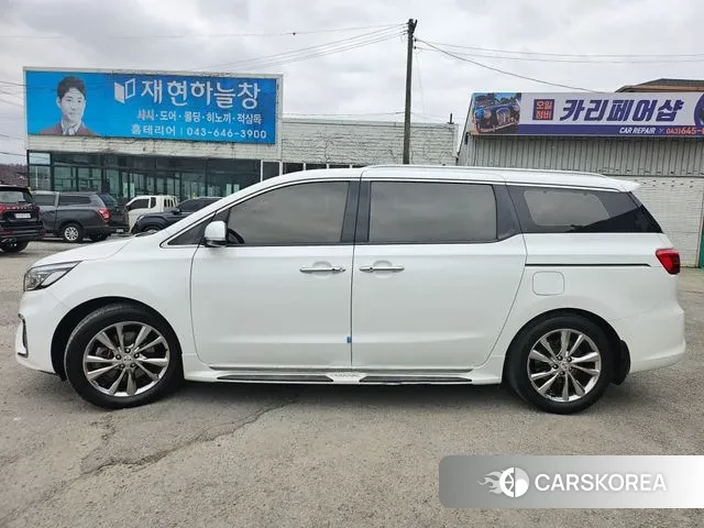 Kia The New Carnival id 3742639 из Кореи 15