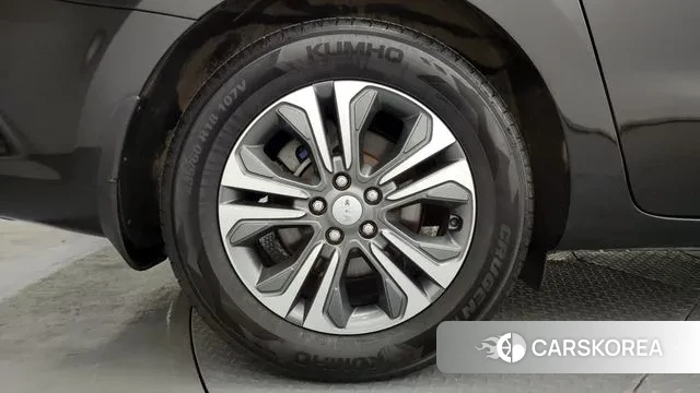 Kia The New Carnival id 3547241 из Кореи 15