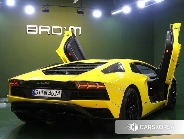 Lamborghini Aventador id 3834633 из Кореи 15