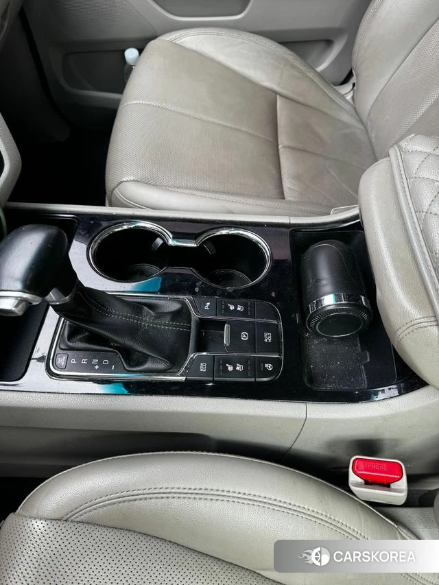 Kia The New Carnival id 4403402 из Кореи 9