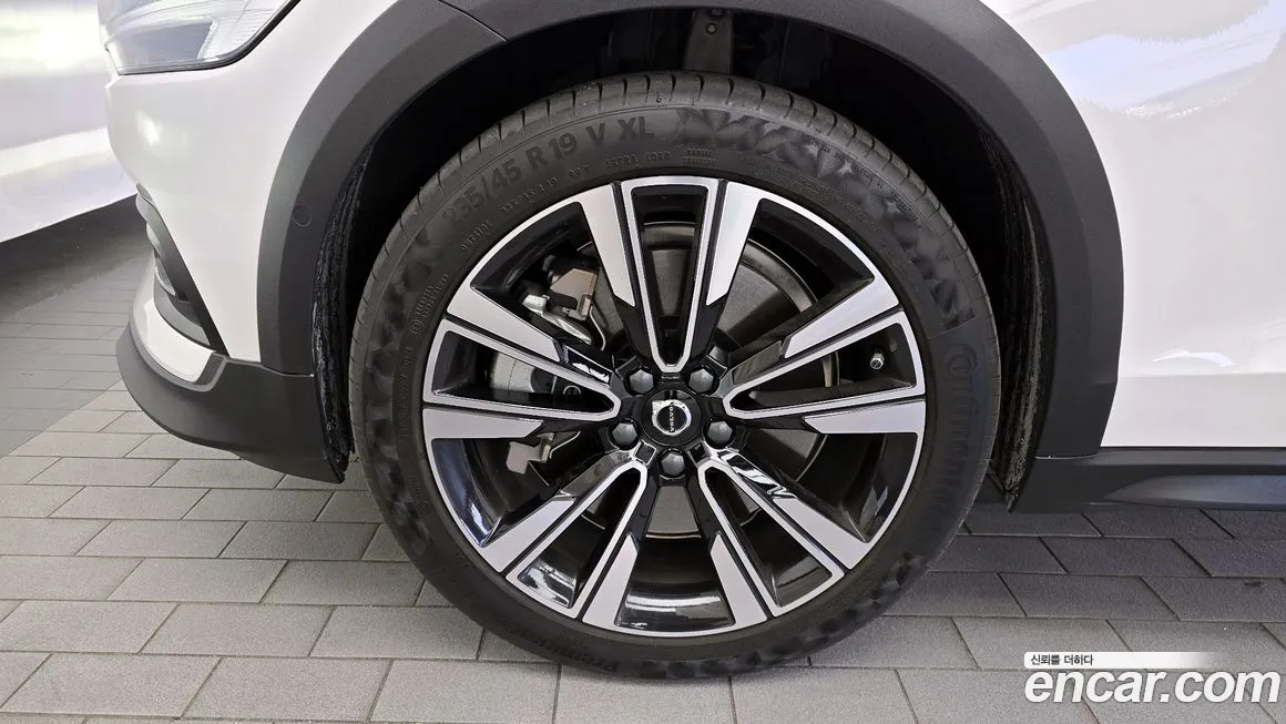 Volvo V60 Cross-Country 2nd Generation id 2078079 из Кореи 15