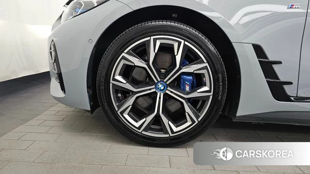 BMW i4 id 4656470 из Кореи 15